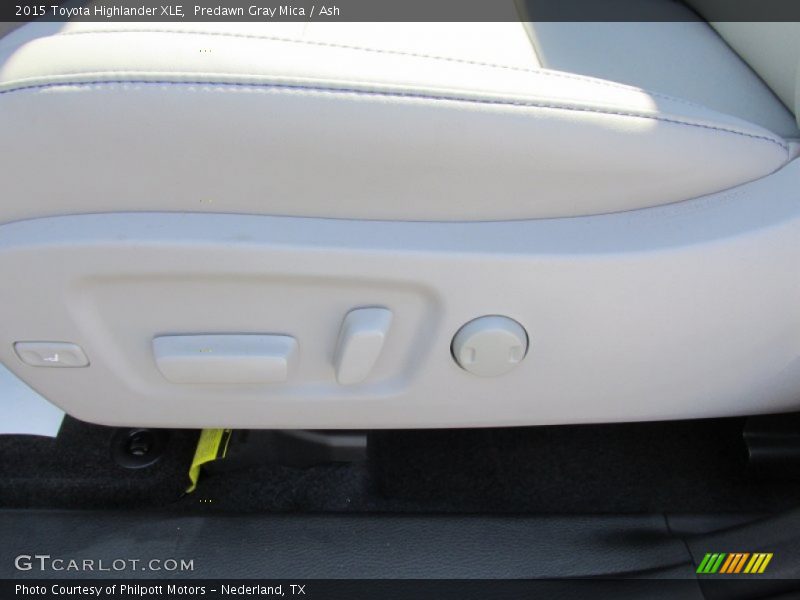 Predawn Gray Mica / Ash 2015 Toyota Highlander XLE