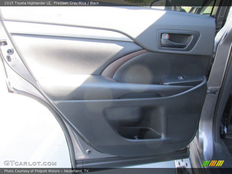 Predawn Gray Mica / Black 2015 Toyota Highlander LE