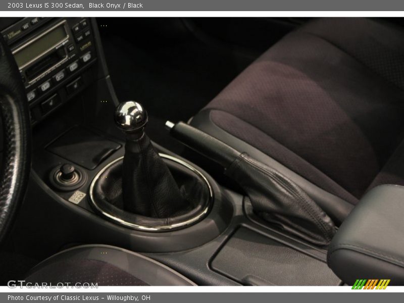 Black Onyx / Black 2003 Lexus IS 300 Sedan