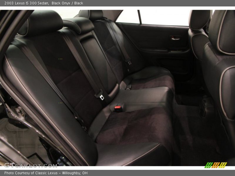 Black Onyx / Black 2003 Lexus IS 300 Sedan