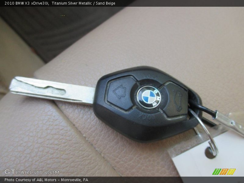 Titanium Silver Metallic / Sand Beige 2010 BMW X3 xDrive30i