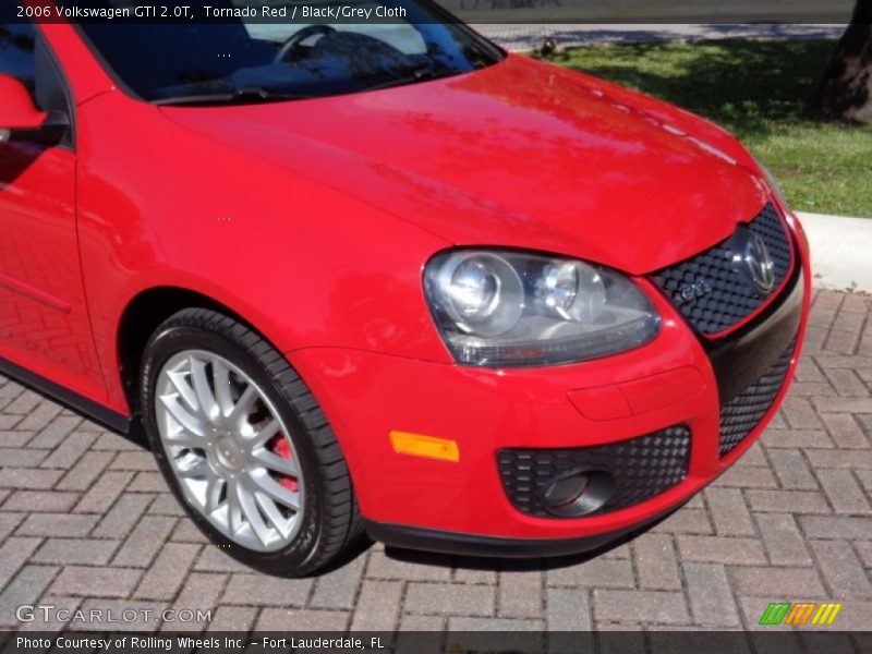 Tornado Red / Black/Grey Cloth 2006 Volkswagen GTI 2.0T