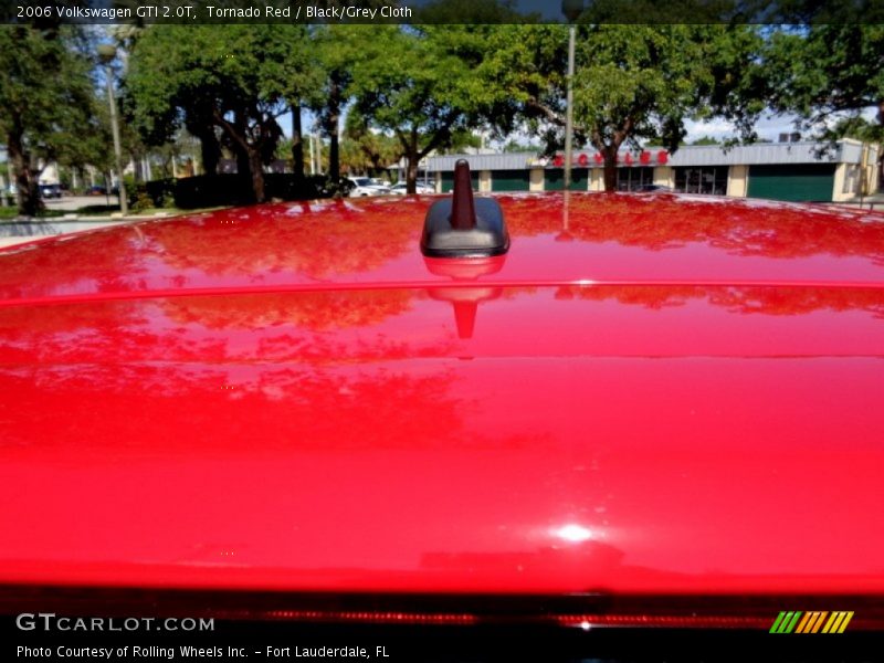 Tornado Red / Black/Grey Cloth 2006 Volkswagen GTI 2.0T