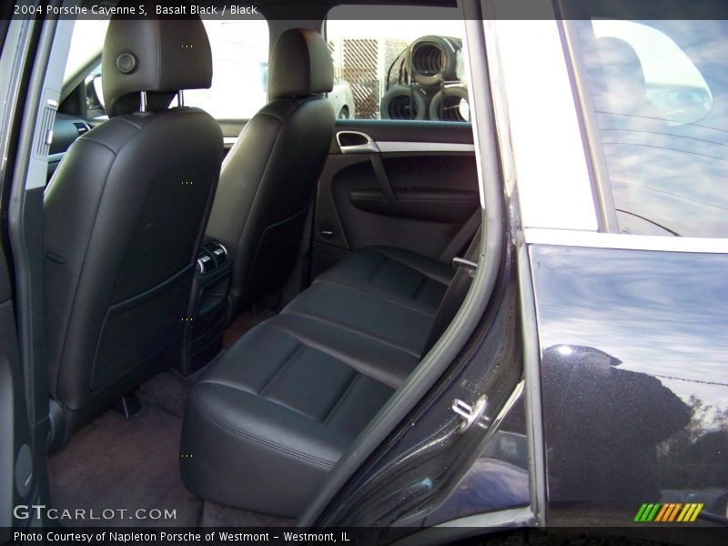 Basalt Black / Black 2004 Porsche Cayenne S