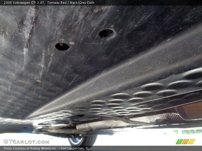 Tornado Red / Black/Grey Cloth 2006 Volkswagen GTI 2.0T