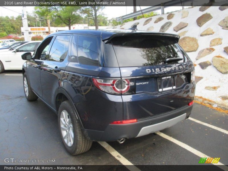 Loire Blue Metallic / Almond 2016 Land Rover Discovery Sport HSE 4WD