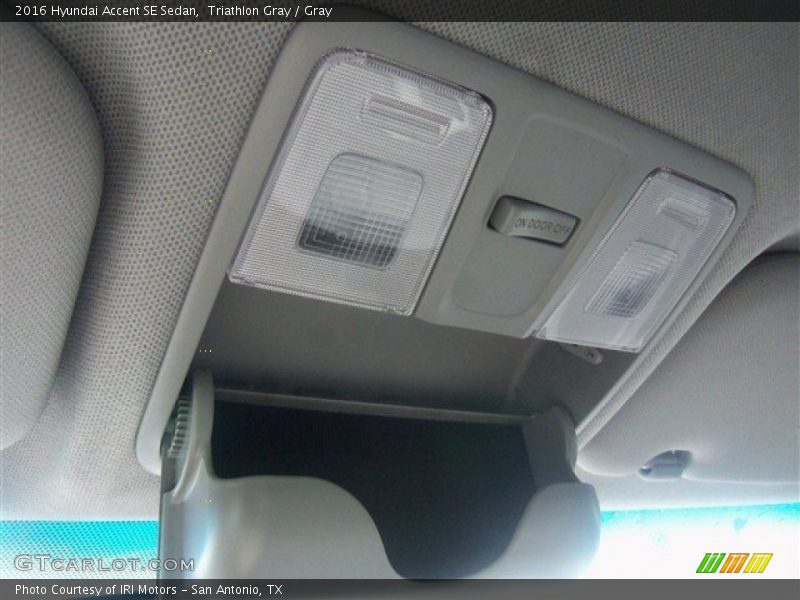 Triathlon Gray / Gray 2016 Hyundai Accent SE Sedan