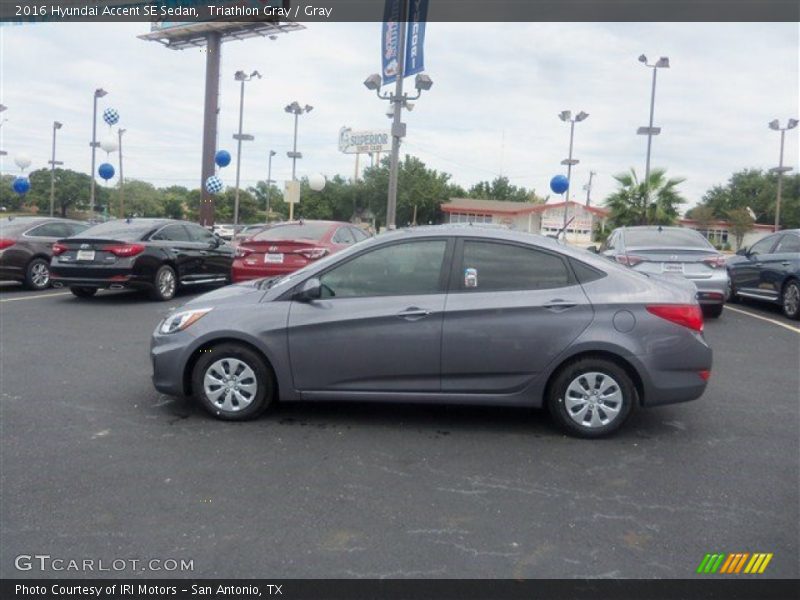 Triathlon Gray / Gray 2016 Hyundai Accent SE Sedan