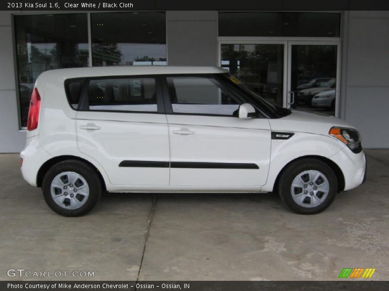 Clear White / Black Cloth 2013 Kia Soul 1.6