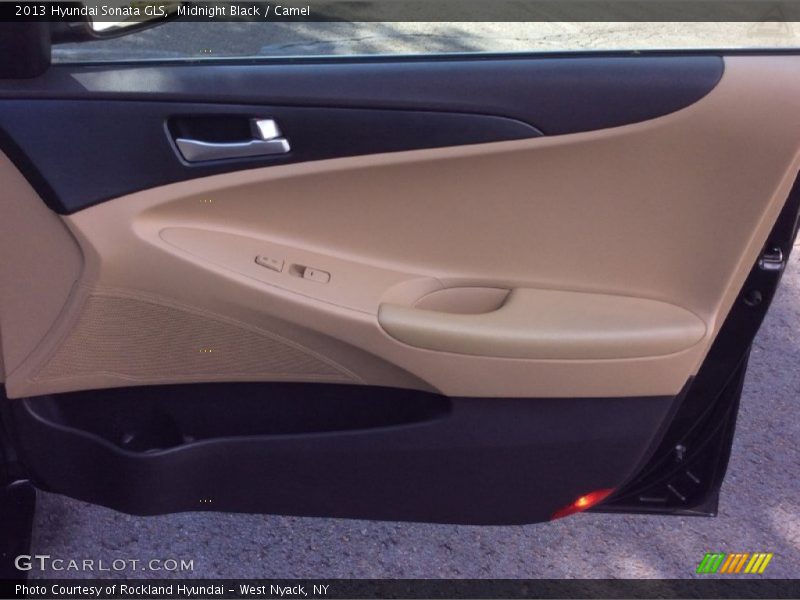 Midnight Black / Camel 2013 Hyundai Sonata GLS