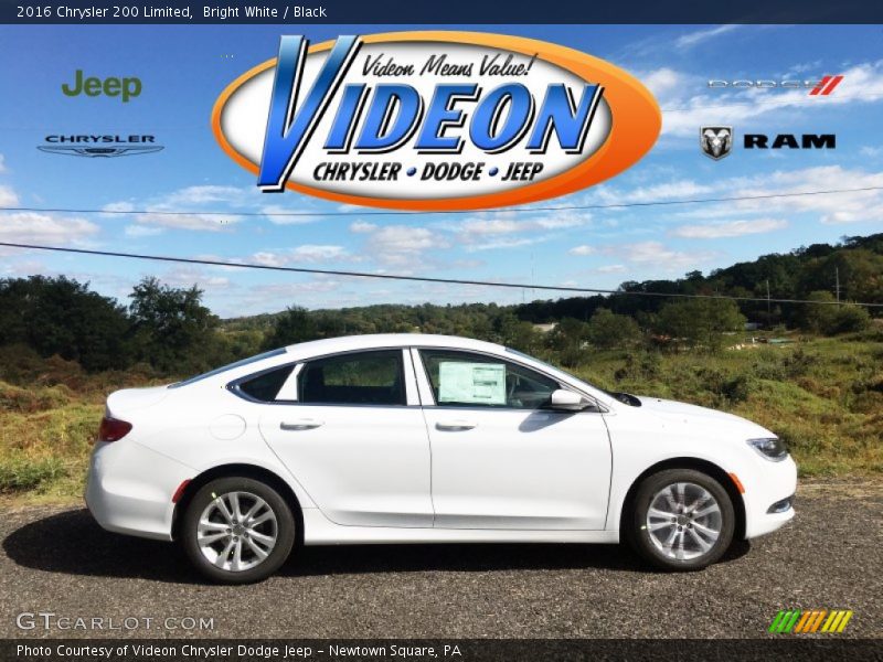 Bright White / Black 2016 Chrysler 200 Limited