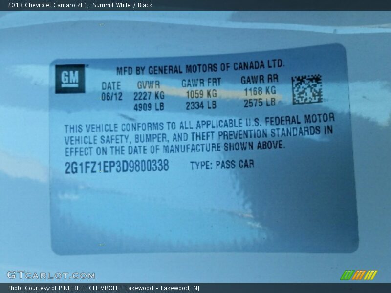 Summit White / Black 2013 Chevrolet Camaro ZL1