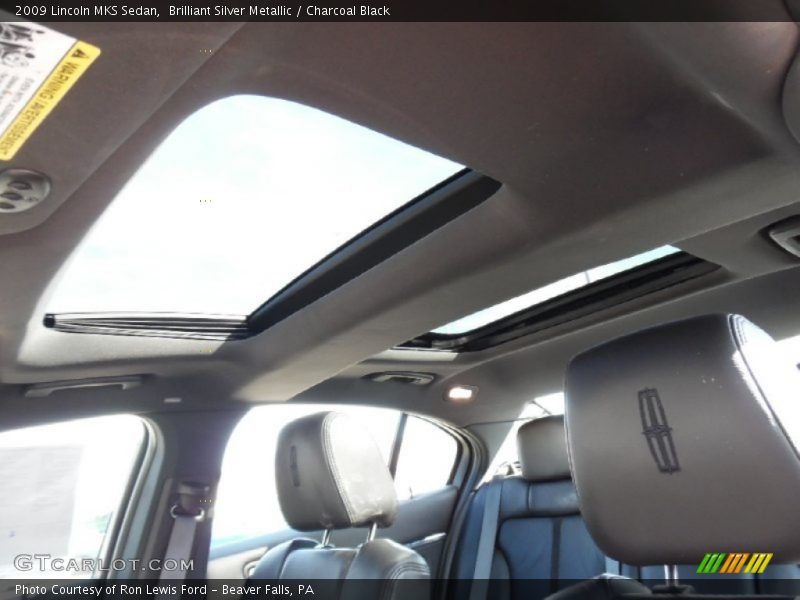 Brilliant Silver Metallic / Charcoal Black 2009 Lincoln MKS Sedan