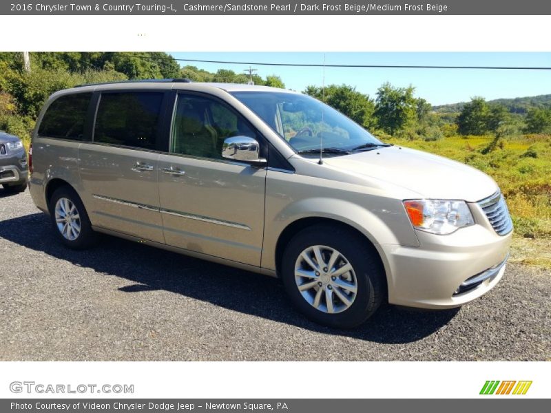 Cashmere/Sandstone Pearl / Dark Frost Beige/Medium Frost Beige 2016 Chrysler Town & Country Touring-L