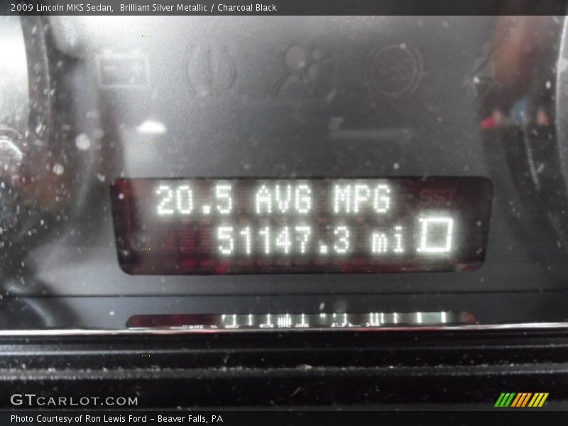 Brilliant Silver Metallic / Charcoal Black 2009 Lincoln MKS Sedan