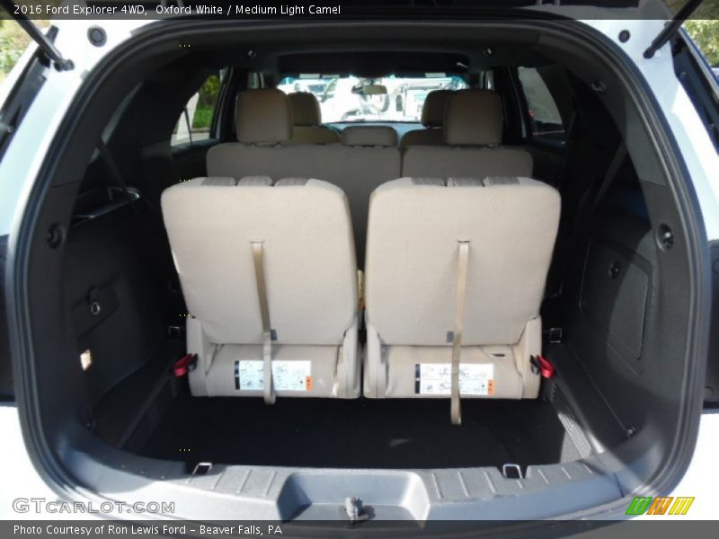Oxford White / Medium Light Camel 2016 Ford Explorer 4WD