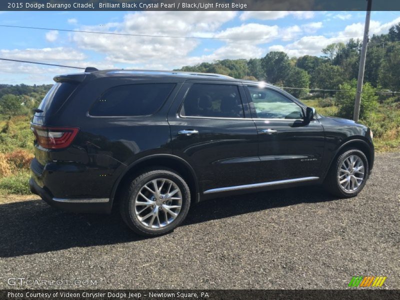 Brilliant Black Crystal Pearl / Black/Light Frost Beige 2015 Dodge Durango Citadel