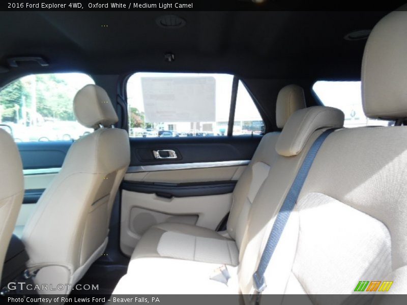 Oxford White / Medium Light Camel 2016 Ford Explorer 4WD