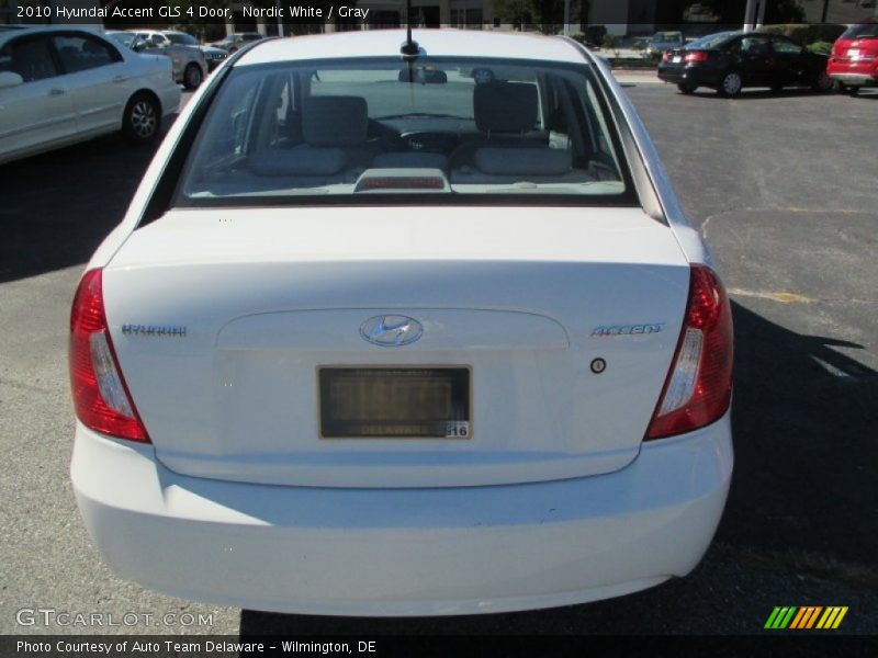 Nordic White / Gray 2010 Hyundai Accent GLS 4 Door