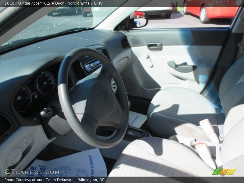 Nordic White / Gray 2010 Hyundai Accent GLS 4 Door