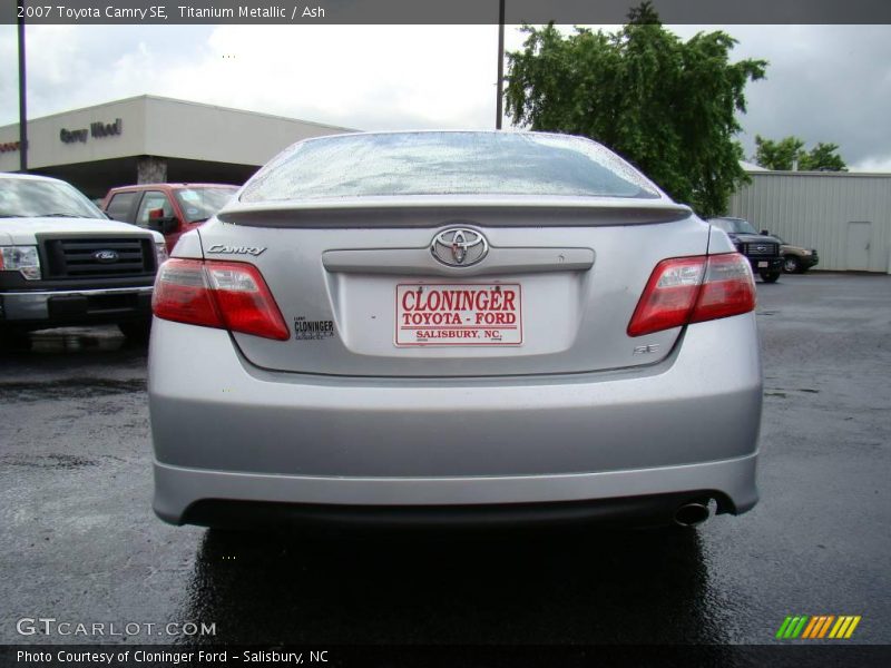 Titanium Metallic / Ash 2007 Toyota Camry SE
