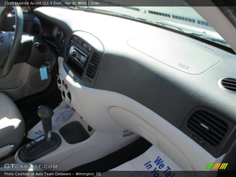 Nordic White / Gray 2010 Hyundai Accent GLS 4 Door