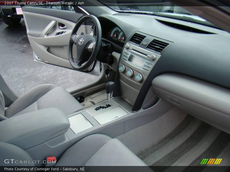 Titanium Metallic / Ash 2007 Toyota Camry SE
