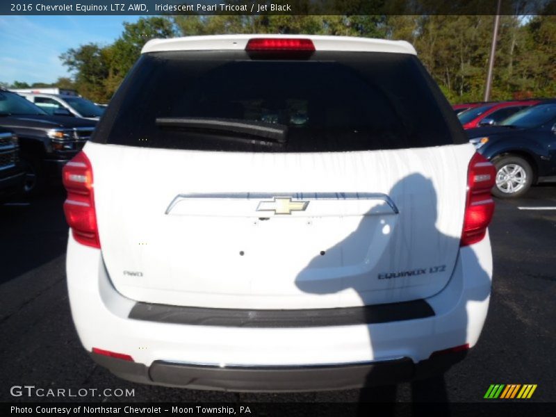 Iridescent Pearl Tricoat / Jet Black 2016 Chevrolet Equinox LTZ AWD