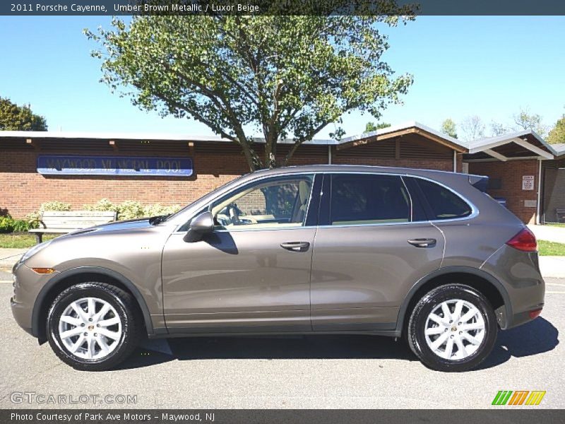 Umber Brown Metallic / Luxor Beige 2011 Porsche Cayenne