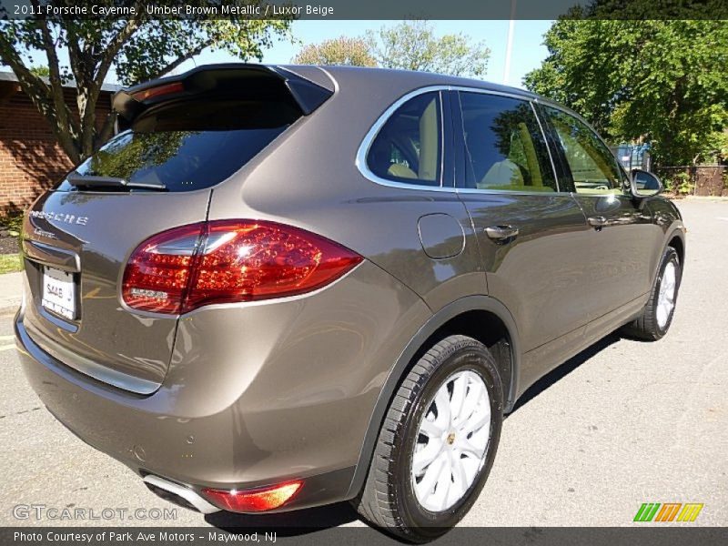 Umber Brown Metallic / Luxor Beige 2011 Porsche Cayenne