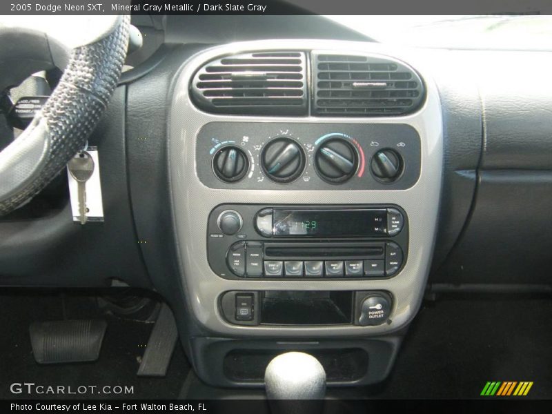 Mineral Gray Metallic / Dark Slate Gray 2005 Dodge Neon SXT