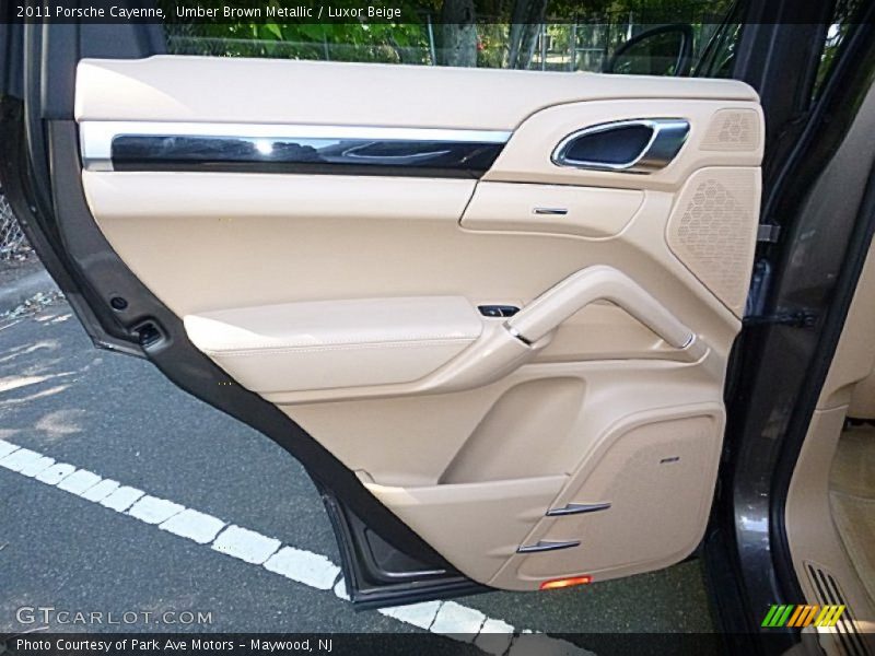 Door Panel of 2011 Cayenne 