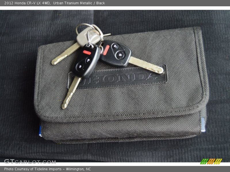 Urban Titanium Metallic / Black 2012 Honda CR-V LX 4WD