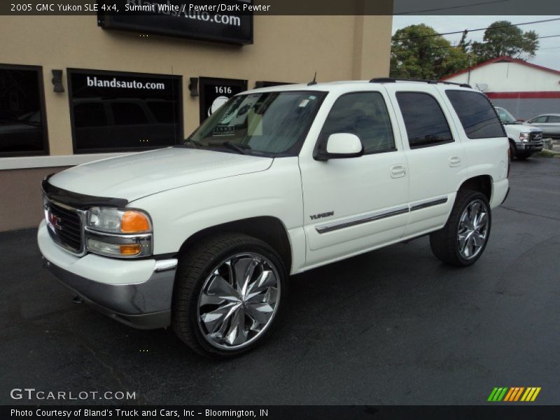 Summit White / Pewter/Dark Pewter 2005 GMC Yukon SLE 4x4