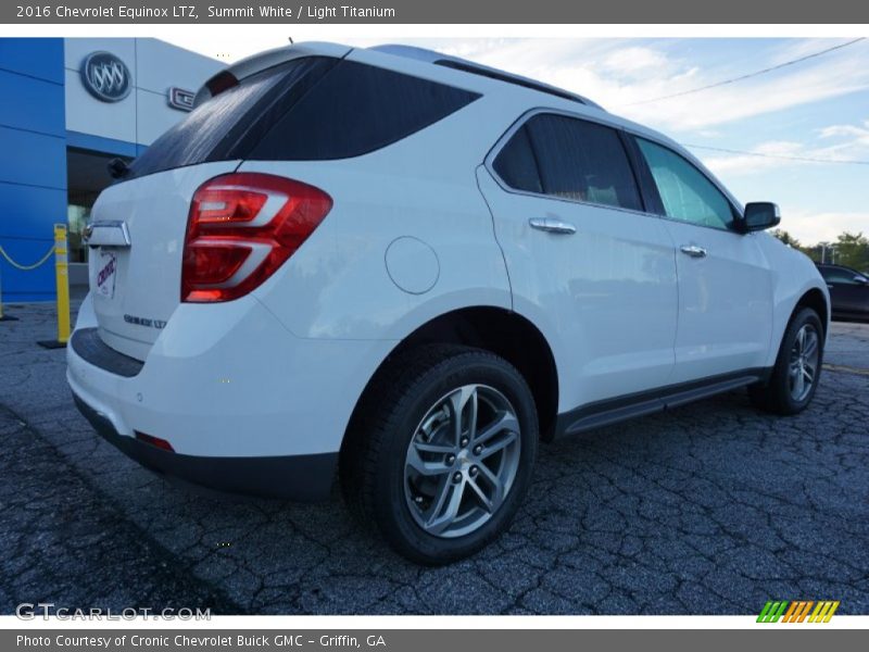 Summit White / Light Titanium 2016 Chevrolet Equinox LTZ