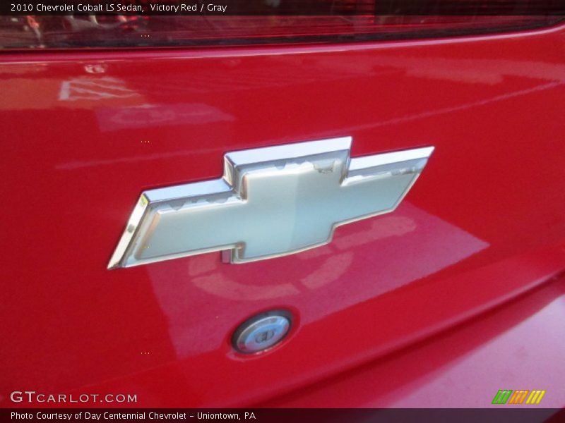 Victory Red / Gray 2010 Chevrolet Cobalt LS Sedan