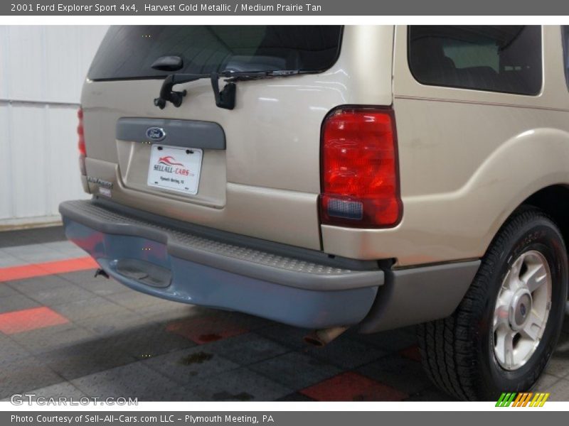 Harvest Gold Metallic / Medium Prairie Tan 2001 Ford Explorer Sport 4x4
