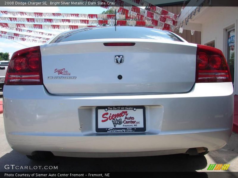 Bright Silver Metallic / Dark Slate Gray 2008 Dodge Charger SE