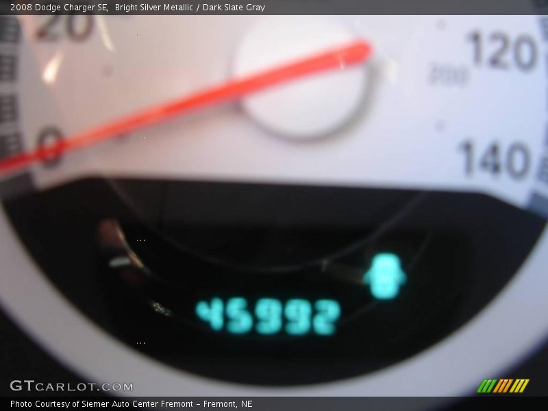 Bright Silver Metallic / Dark Slate Gray 2008 Dodge Charger SE