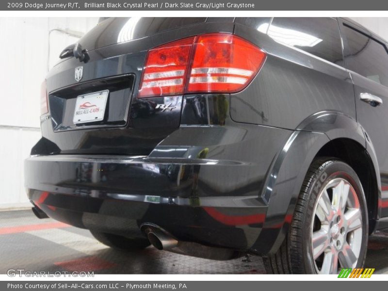 Brilliant Black Crystal Pearl / Dark Slate Gray/Light Graystone 2009 Dodge Journey R/T