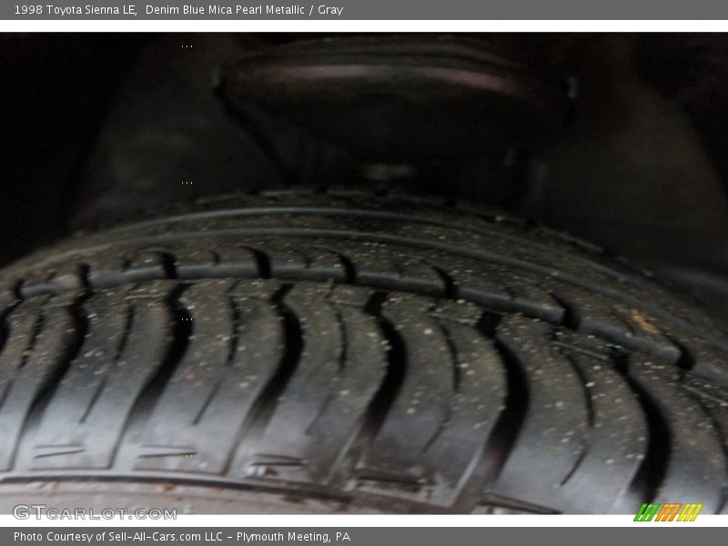 Denim Blue Mica Pearl Metallic / Gray 1998 Toyota Sienna LE