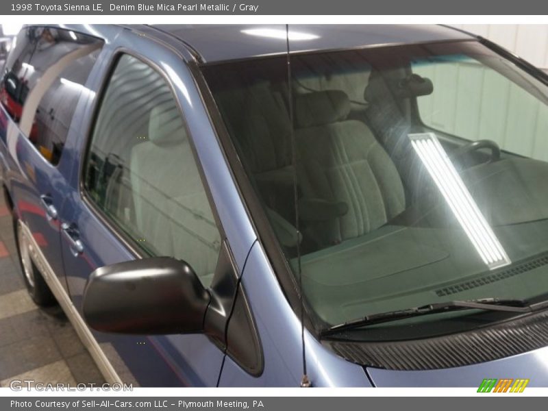 Denim Blue Mica Pearl Metallic / Gray 1998 Toyota Sienna LE