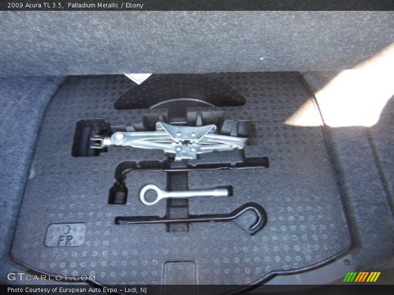 Palladium Metallic / Ebony 2009 Acura TL 3.5