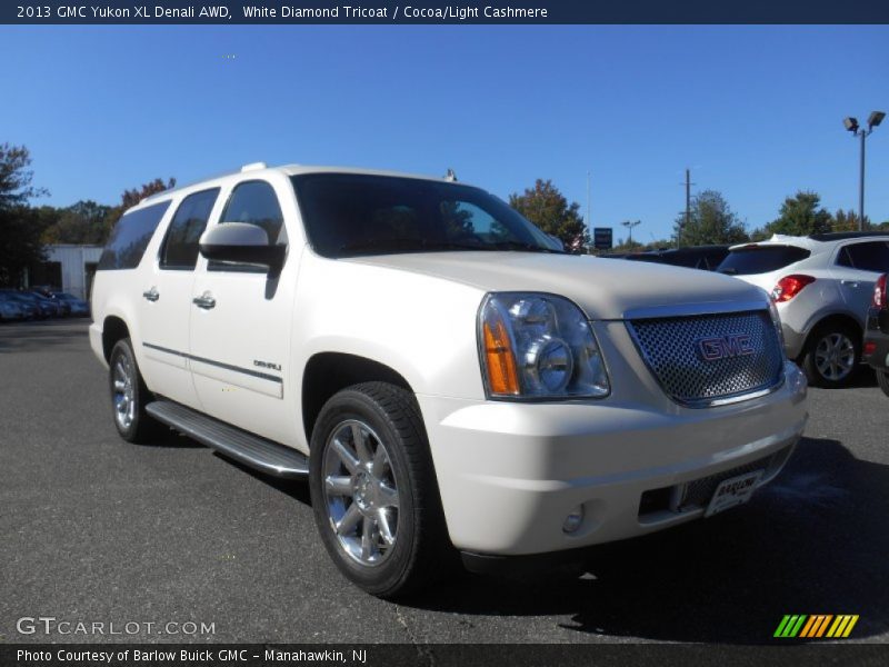 White Diamond Tricoat / Cocoa/Light Cashmere 2013 GMC Yukon XL Denali AWD