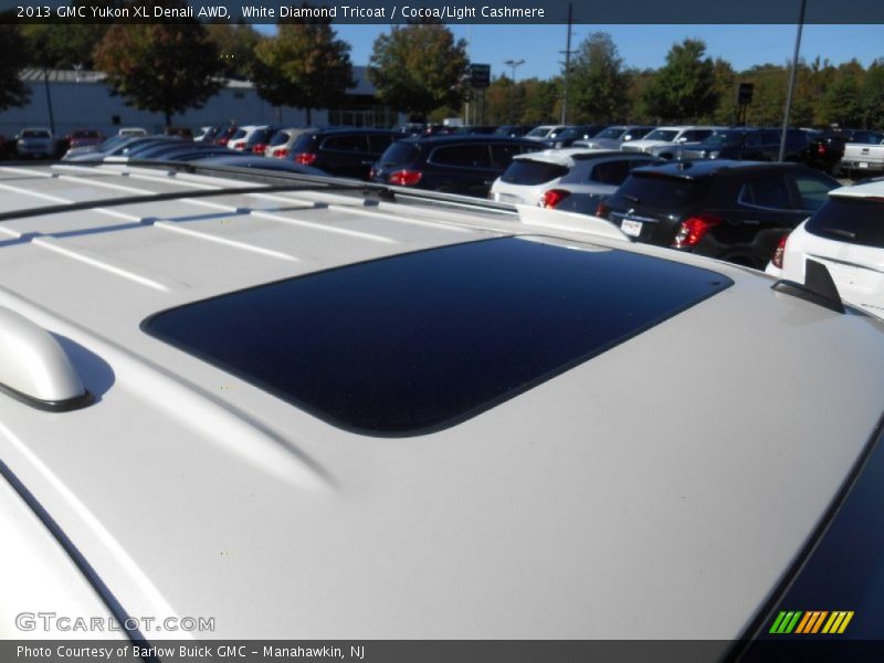White Diamond Tricoat / Cocoa/Light Cashmere 2013 GMC Yukon XL Denali AWD