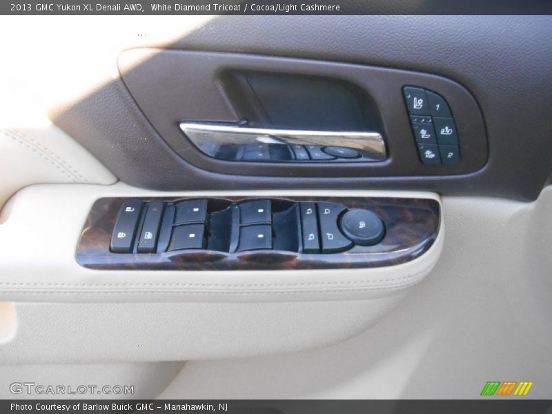 White Diamond Tricoat / Cocoa/Light Cashmere 2013 GMC Yukon XL Denali AWD