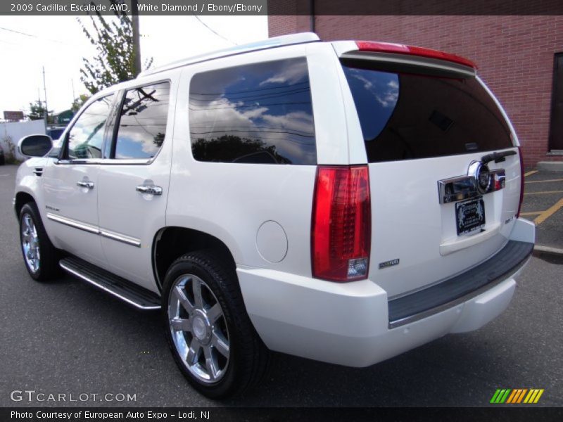 White Diamond / Ebony/Ebony 2009 Cadillac Escalade AWD