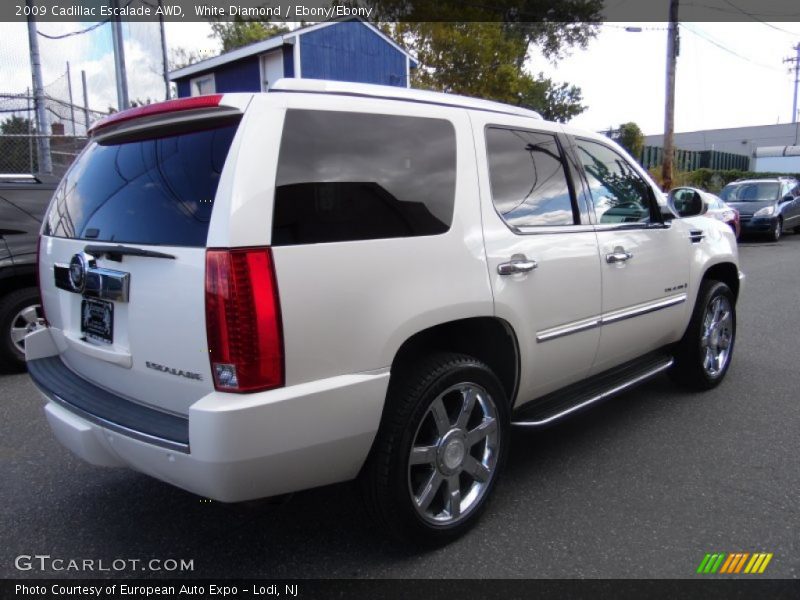 White Diamond / Ebony/Ebony 2009 Cadillac Escalade AWD