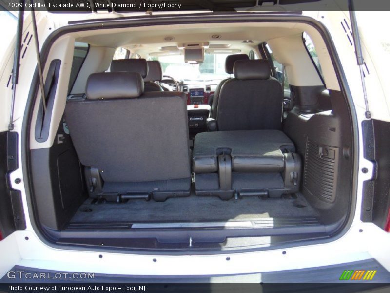 White Diamond / Ebony/Ebony 2009 Cadillac Escalade AWD