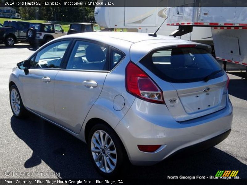 Ingot Silver / Charcoal Black 2014 Ford Fiesta SE Hatchback